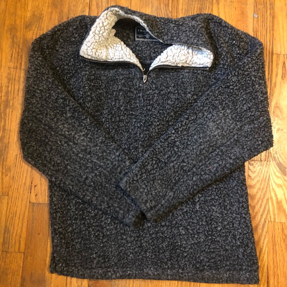 Fuzzy quarter zip